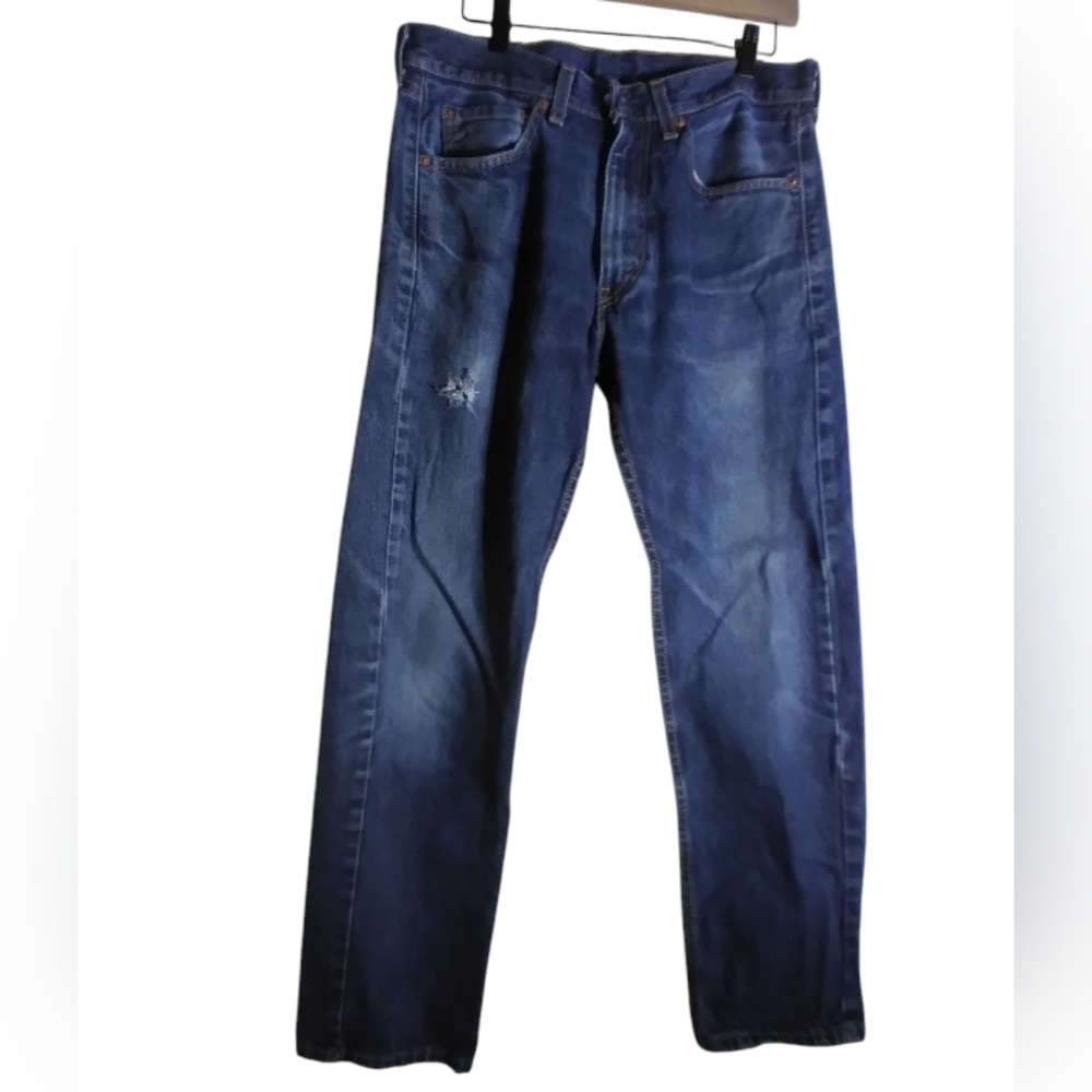 Levis Men's denim Blue Jeans size 31/30 slight distress